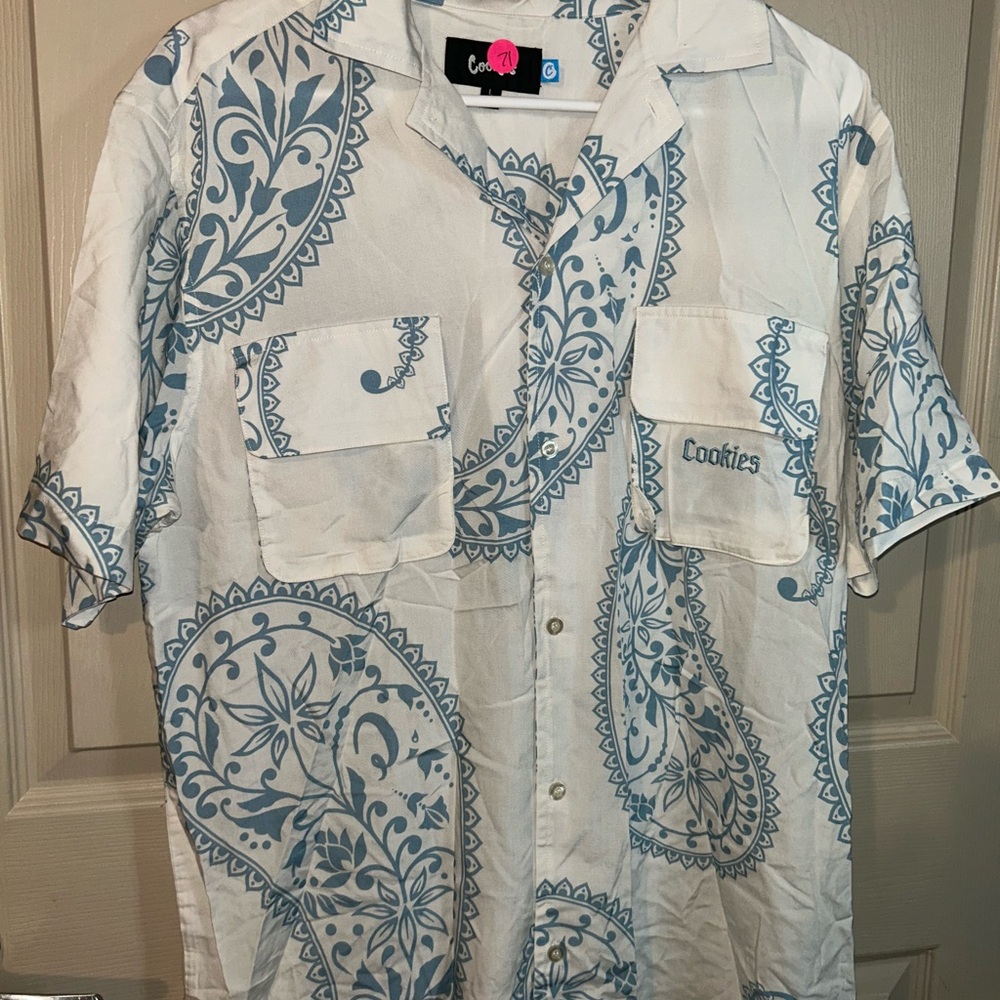 Cookies White & Light Blue Short-Sleeve Button-Up Shirt